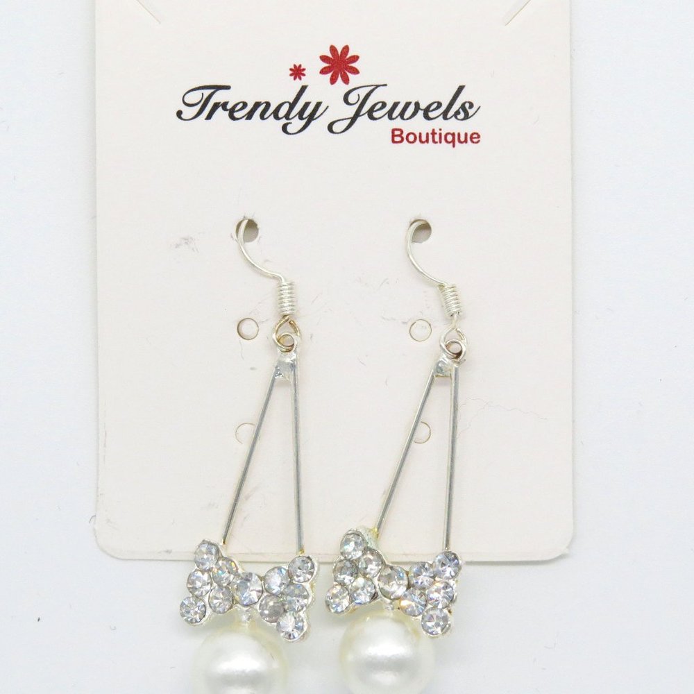 Pearl & Rhinestone Drop Earrings - Picture 3 of 3